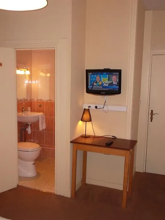 Hotel L'Hermine Saint-Malo 2*,